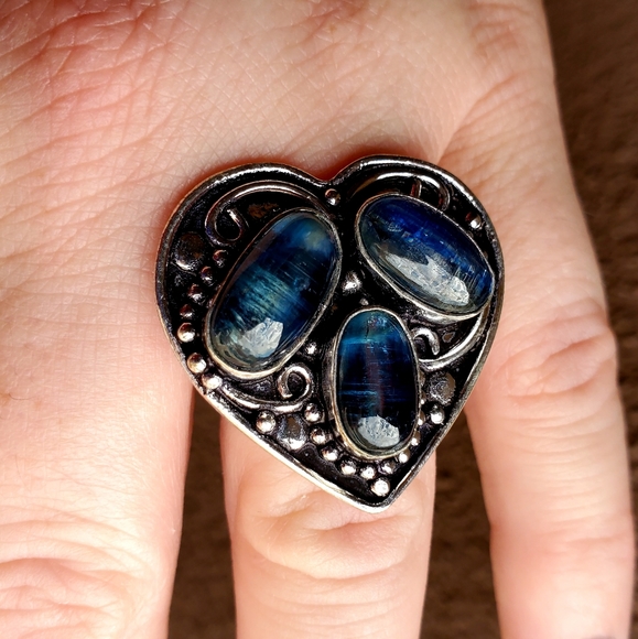 New Blue Kyanite Heart Shaped 925 Silver Ring. - Picture 11 of 14